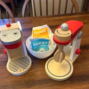 Wooden mixer & coffee maker